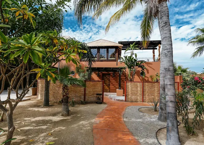 Villa Vida Cabo - Authentic Spacious Ocean View Near Beach&town